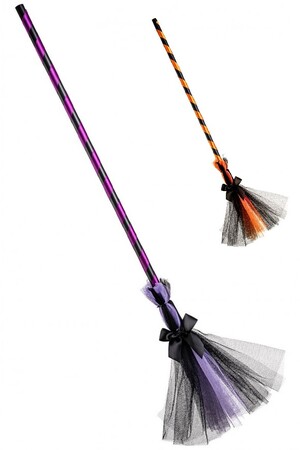 Метла на Вещица с воал, Куку МагЪзин